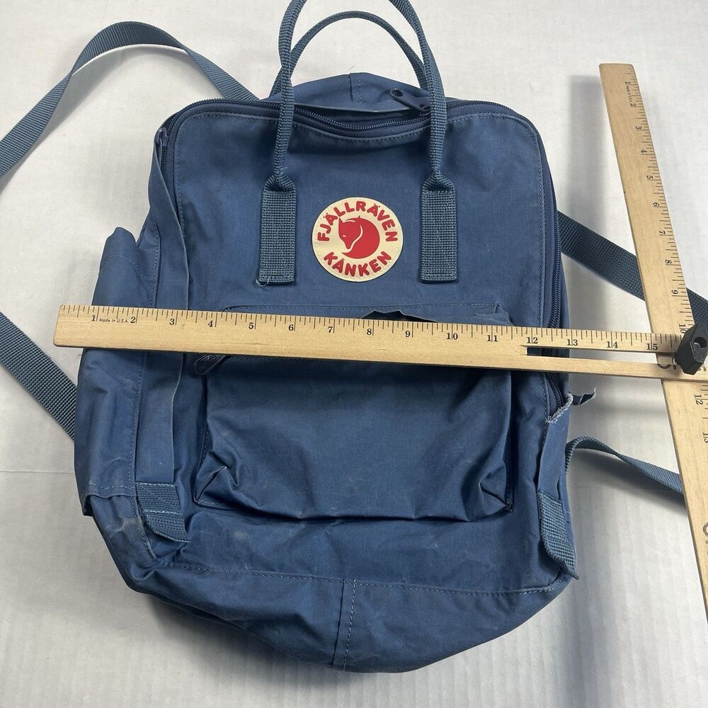 Fjallraven Kanken Backpack Blue Everyday School Outdoor Compact Lightweight WORN - Picture 9 of 11